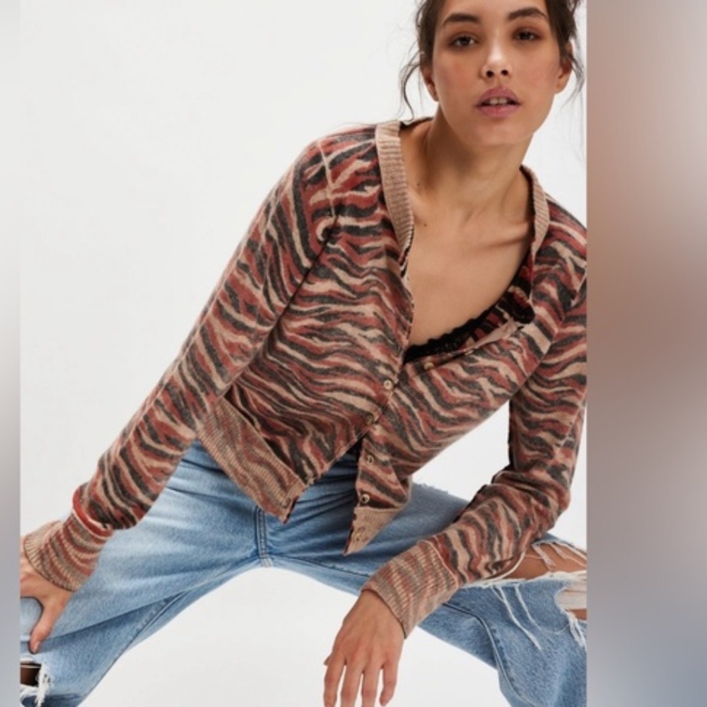 NWOT Brown Tiger Print Cardigan